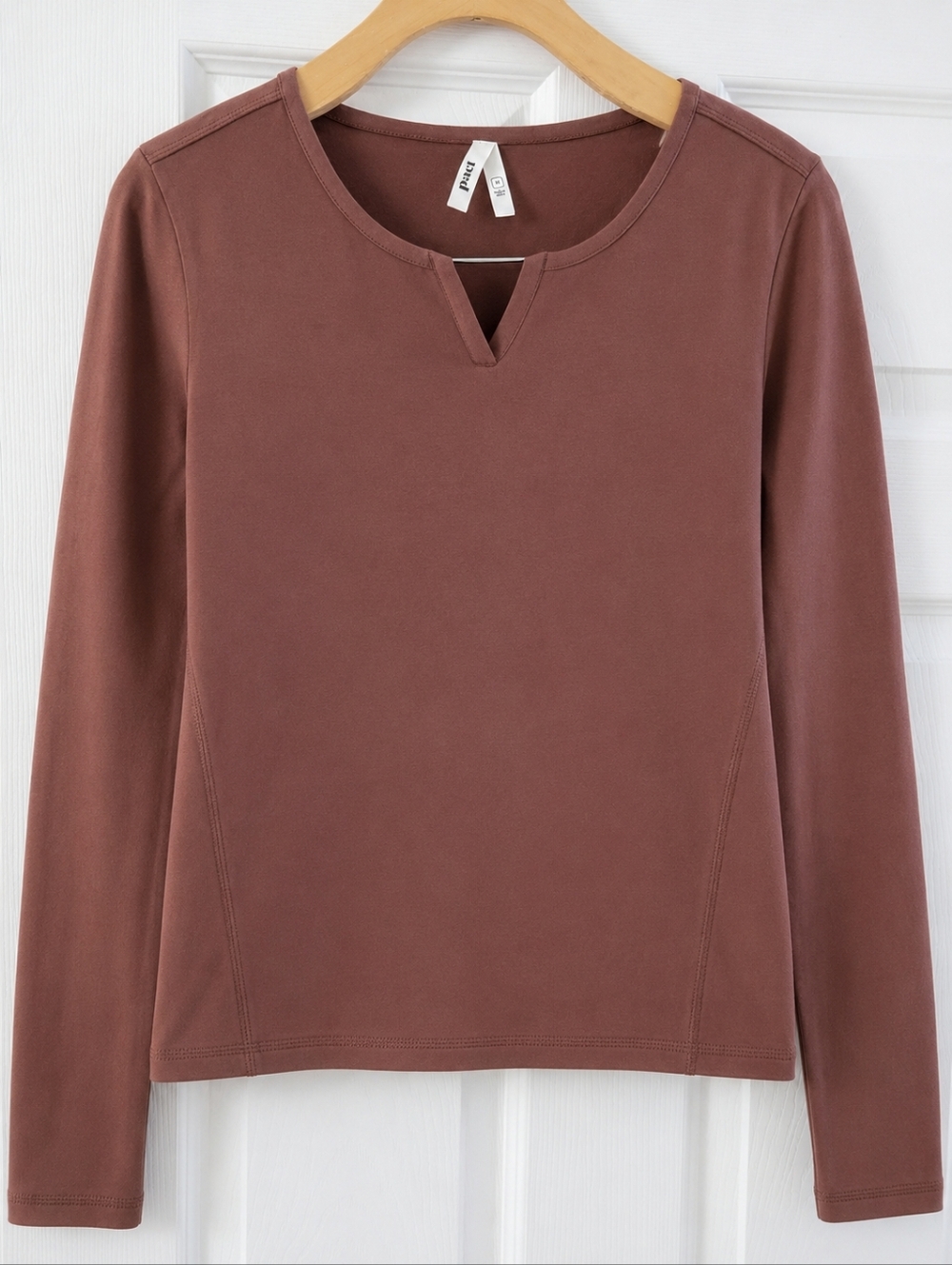 Pact Womens Organic Cotton Brown V Neck Top size Medium Relaxed Minimalist